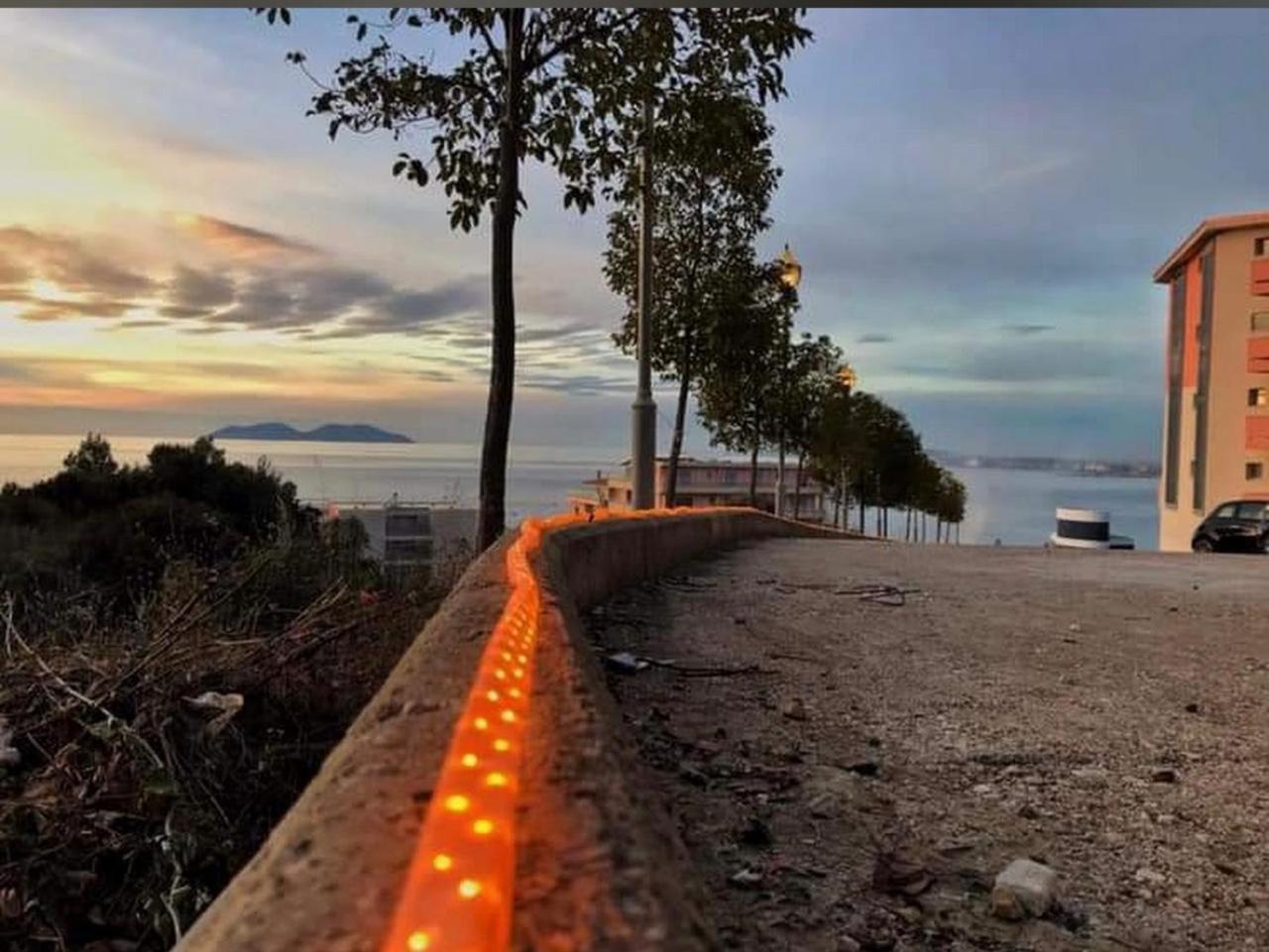 Sea View Apartment Avlonya Dış mekan fotoğraf