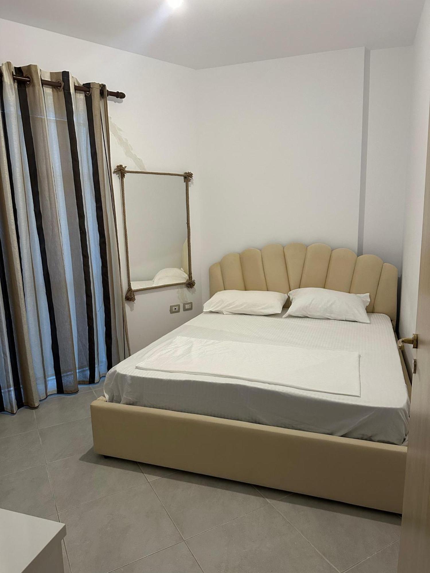 Sea View Apartment Avlonya Dış mekan fotoğraf