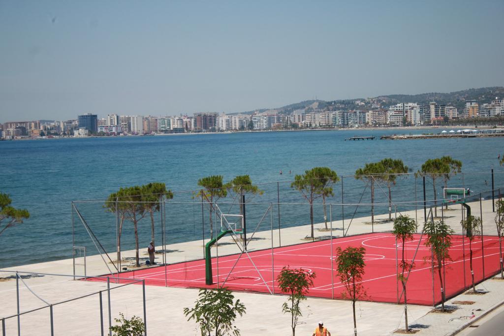 Sea View Apartment Avlonya Dış mekan fotoğraf